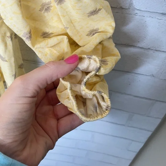 Sundance Yellow Babydoll Long Sleeve Peasant Blouse - Picture 3 of 9